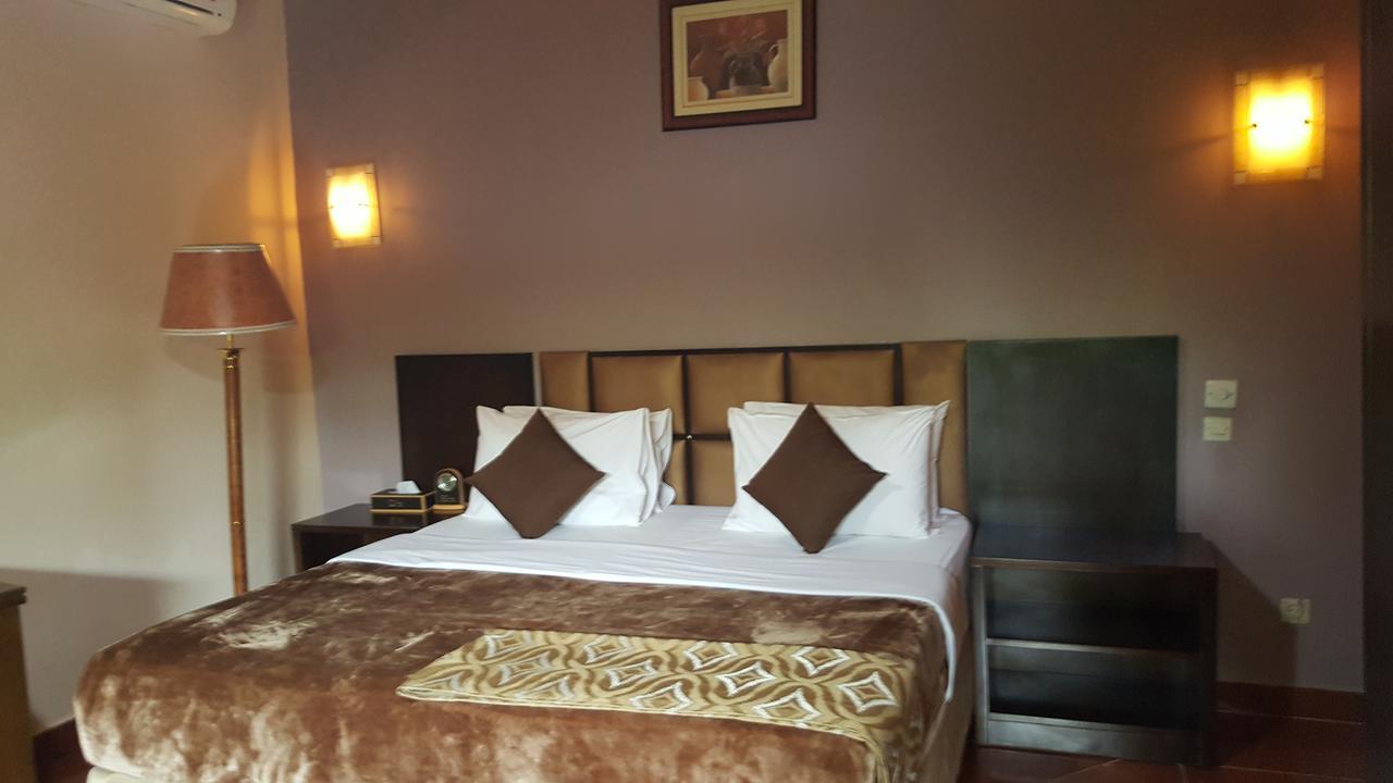 The Big 5 Hotel, Lodge & Camp Lubumbashi Exterior foto